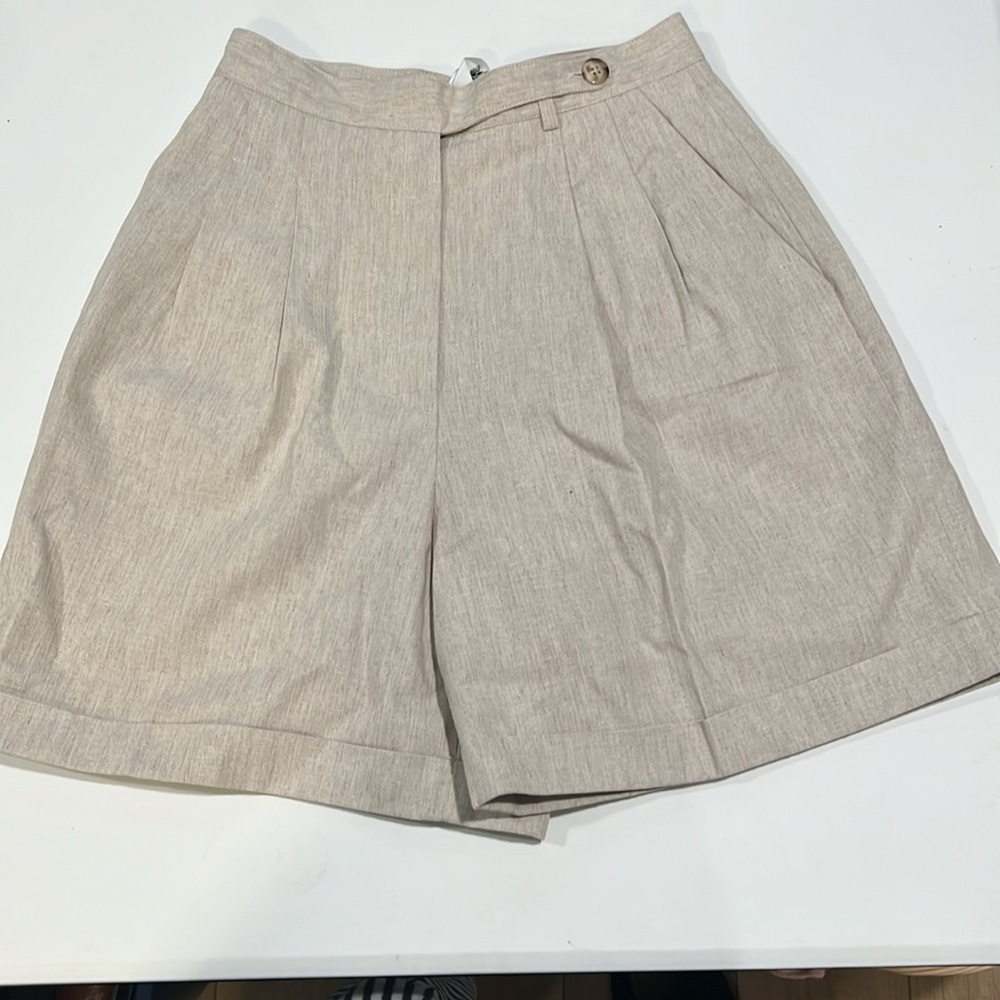 Spiegel - 8p, vintage high rise cotton linen‎ shorts, beige